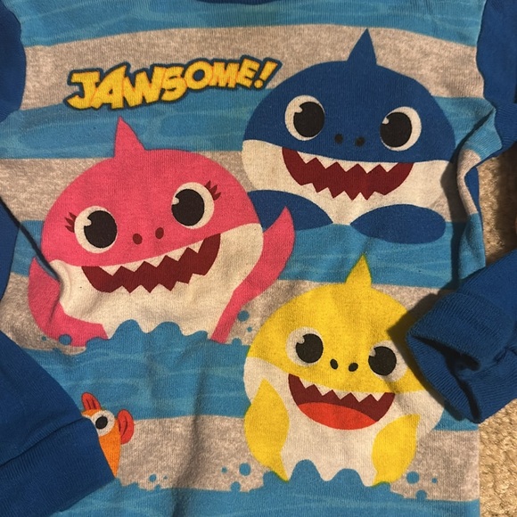 Boys Nickelodeon pinkfong baby shark pajama sets size 3T - Picture 2 of 8